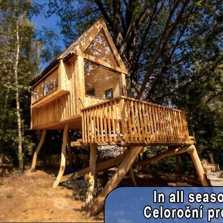 Enjoy Cozy Tree House Hills Forest Gardens Beautiful Views Sauna Hotbath Jablonne v Podjestedi Exterior photo