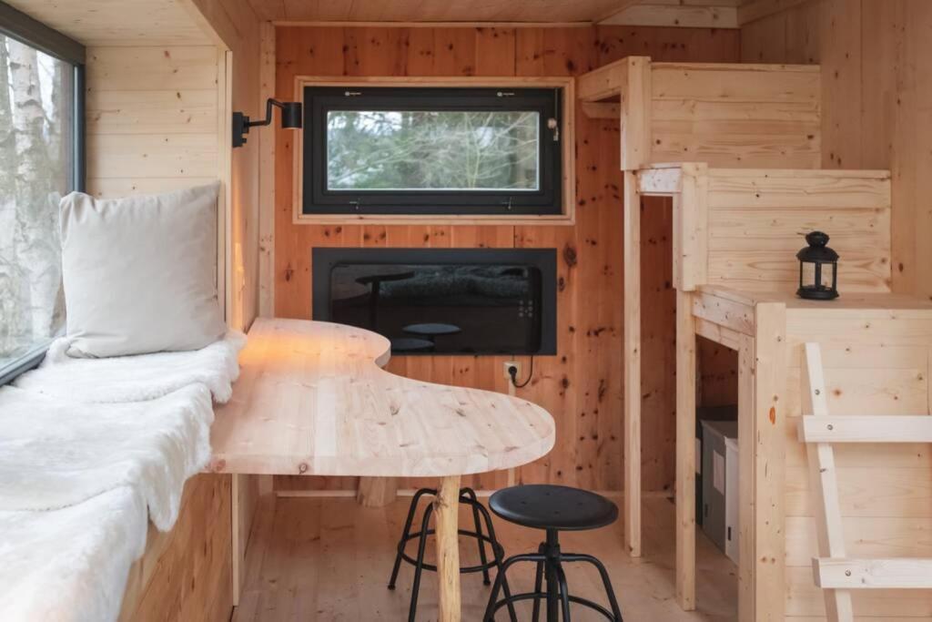 Enjoy Cozy Tree House Hills Forest Gardens Beautiful Views Sauna Hotbath Holiday home Jablonne v Podjestedi
