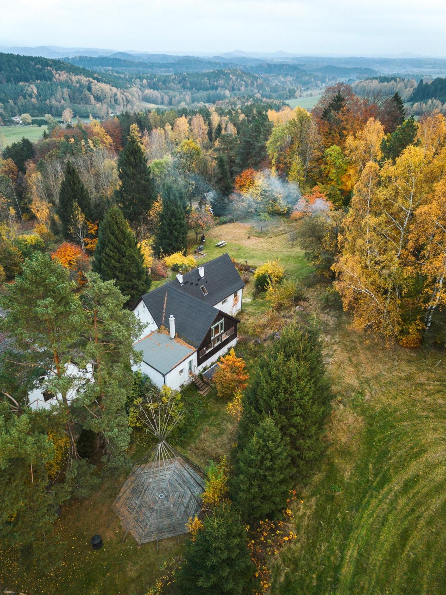 Enjoy Cozy Tree House Hills Forest Gardens Beautiful Views Sauna Hotbath